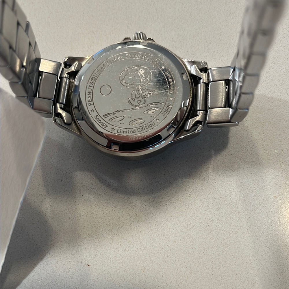 United Feature Syndicate Limited Edition Peanuts Snoopy Space Leader Collection - Picture 7 of 8